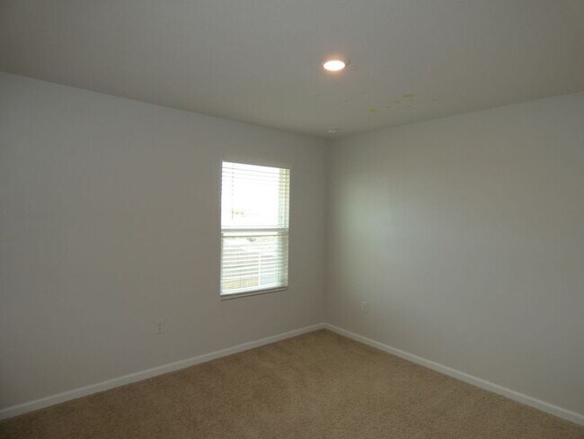Building Photo - 5565 Galahad Trl