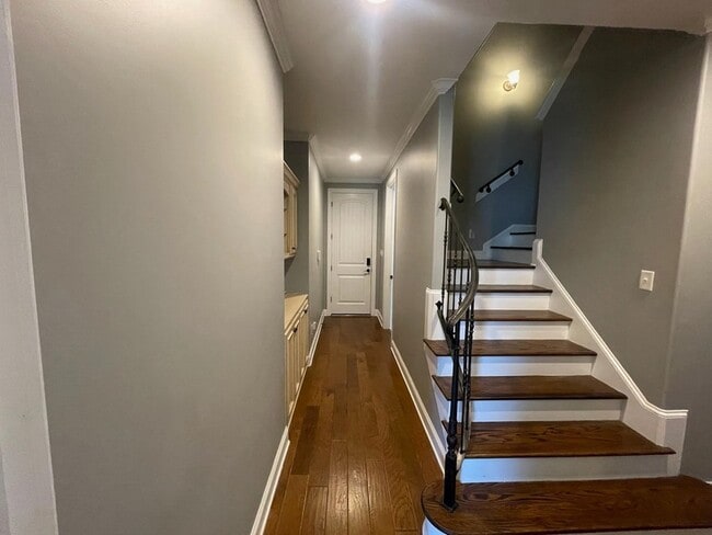 Building Photo - 556 Althea Ln
