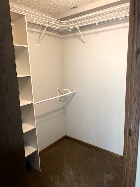 Building Photo - 9901 Runnymeade Ln