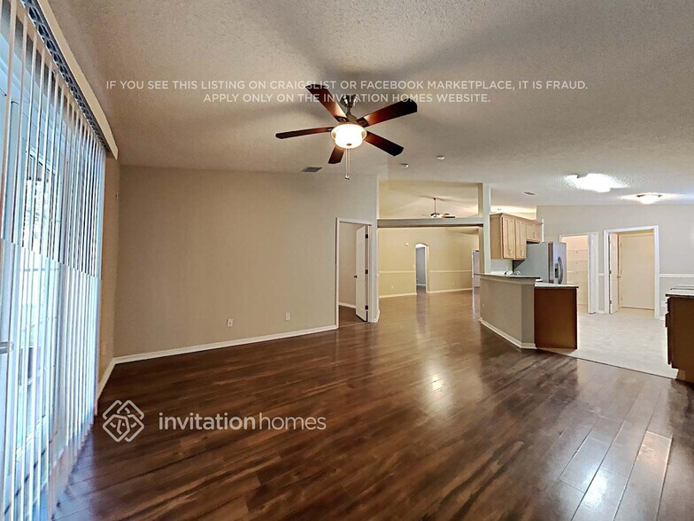 Building Photo - 4870 Manchester Dr