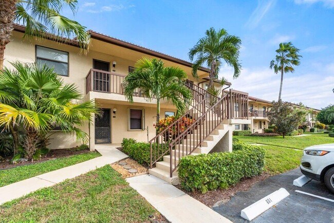 Primary Photo - 4654 Lucerne Lakes Blvd E