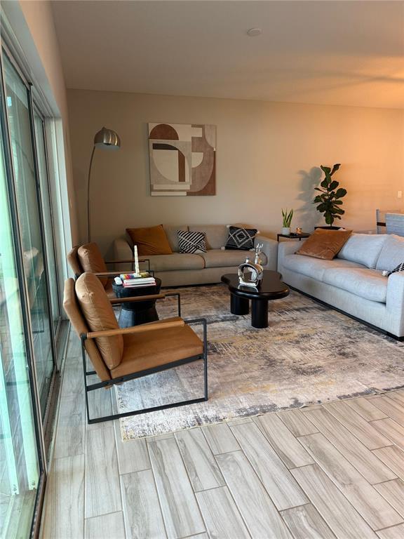 Building Photo - 2023 White Ave