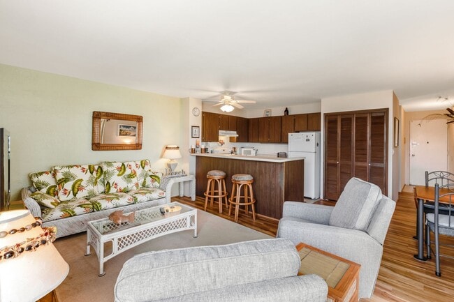 Building Photo - 1 Bedroom Furnished Condo on Alii Drive