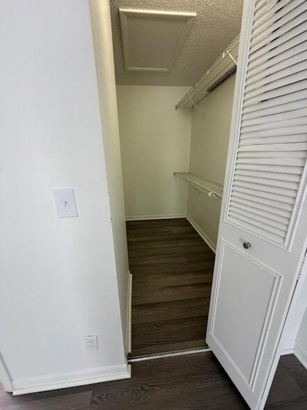 Building Photo - 1322 S Pine Ridge Cir