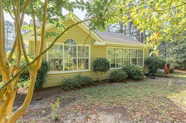 Building Photo - 4821 Southern Trail