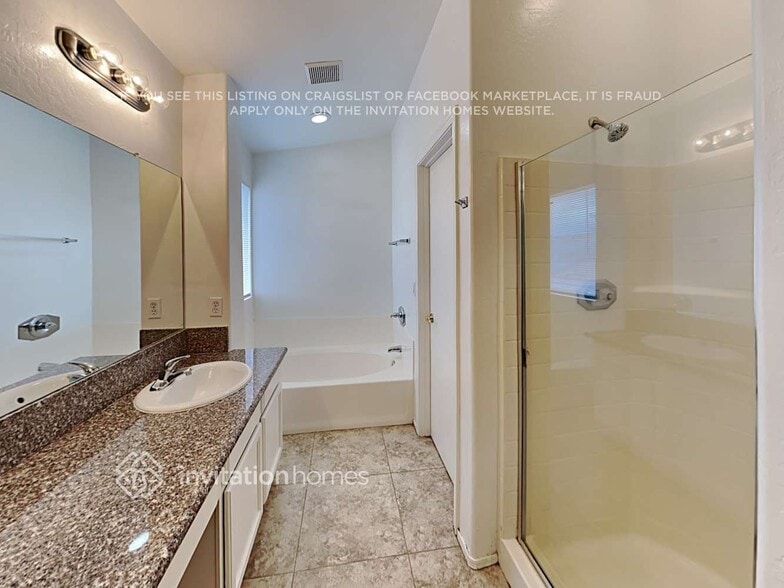 Building Photo - 11175 W Berkeley Rd