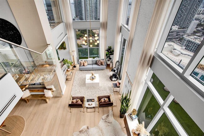 Building Photo - 3301 NE 1st Ave