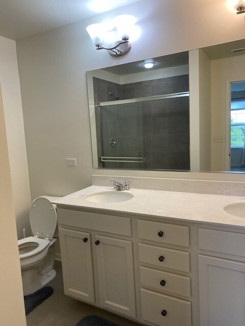 Building Photo - 823 Paisley Ct