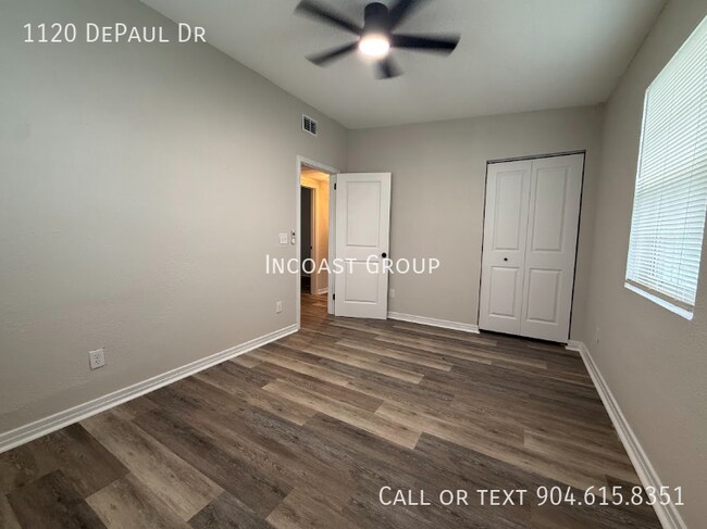 Building Photo - 1120 De Paul Dr