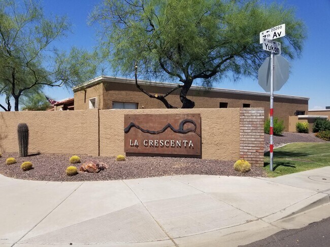 Building Photo - 20420 N 6th Dr