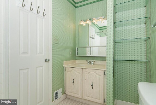 Building Photo - 11400 Dorchester Ln