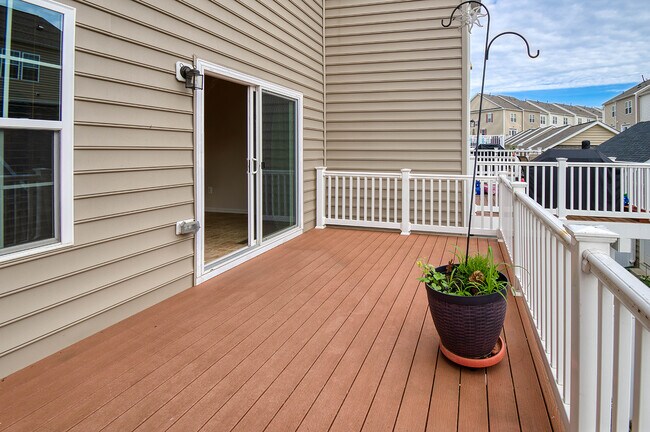 Building Photo - 2704 Egret Way