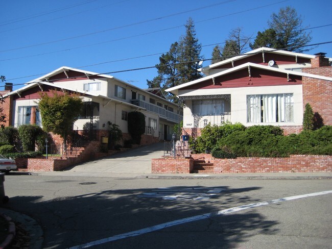 Street view - 3861 Buell St