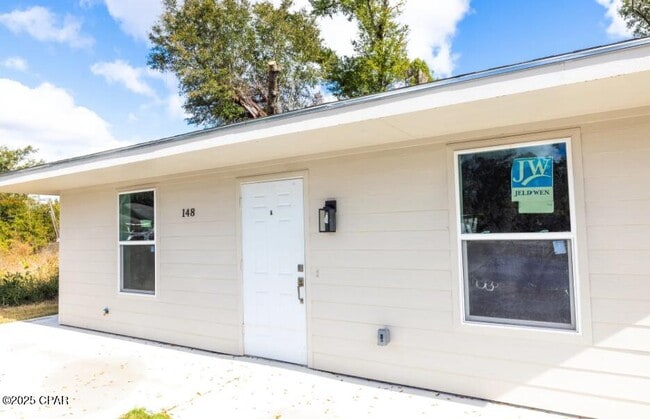 Primary Photo - 148 N Claire Dr