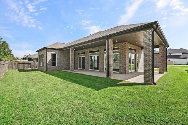Building Photo - 3607 Wellborn Dr
