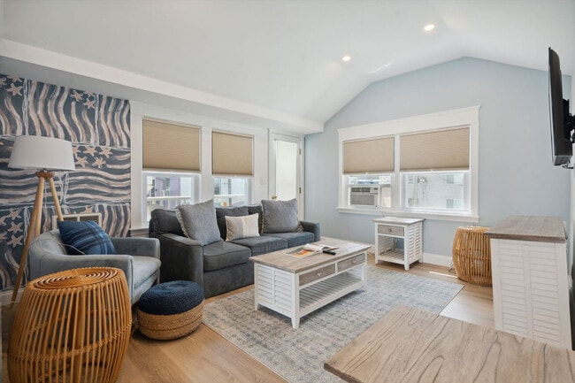 Building Photo - 61 Ocean Blvd