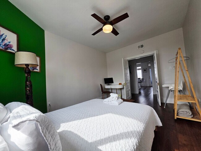 Building Photo - 9 Bailey Ave