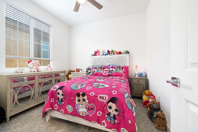 Building Photo - 35393 Sereno Ln