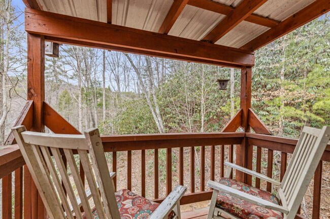 Building Photo - 3905 Fern Brook Way