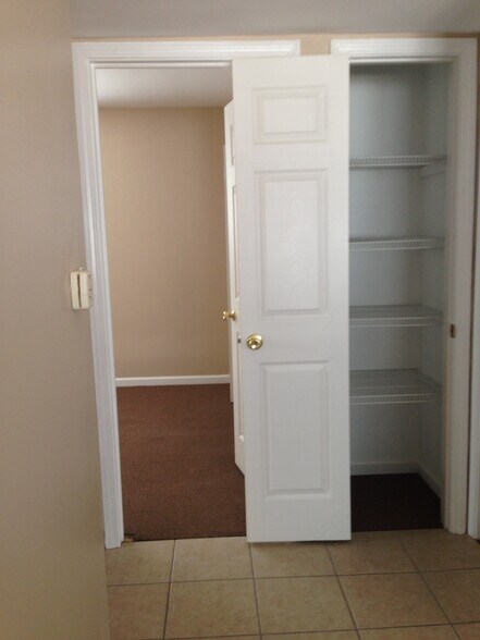 Linen closet - 1319 Argo Ln