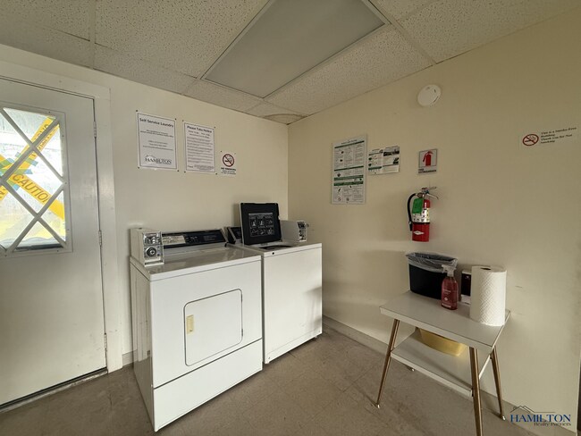 Building Photo - 5227 English Ave