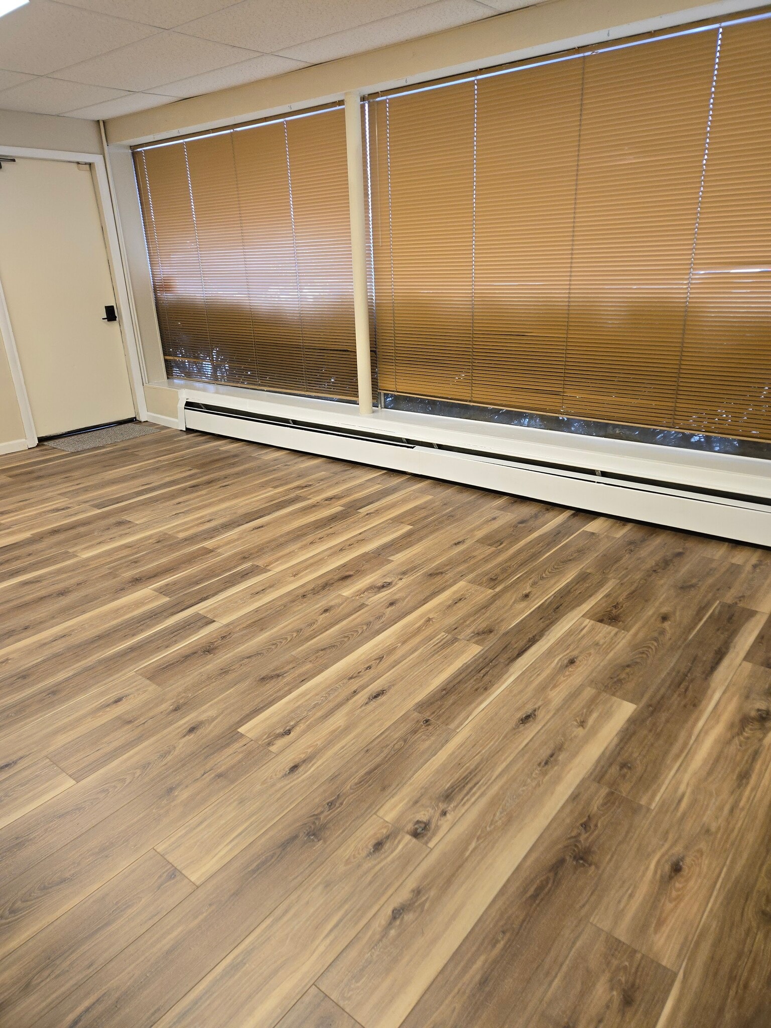 Building Photo - 639 Pawling Ave