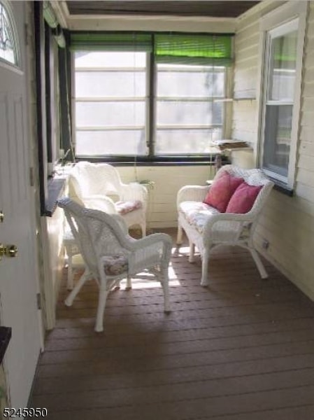 Building Photo - 204 Spruce St