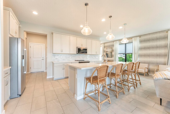 Building Photo - 8709 Corvus Dr