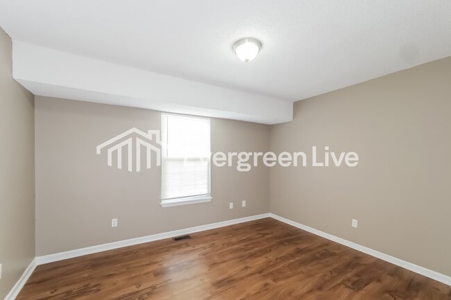 Building Photo - 7229 Marsh Ave