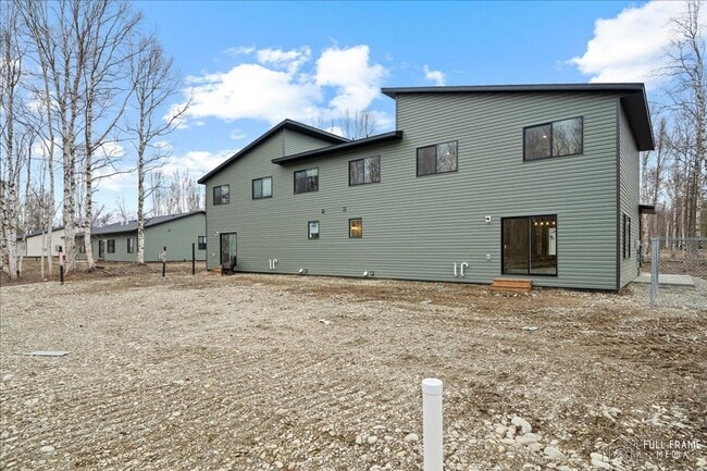 Building Photo - 7442 N Paw St