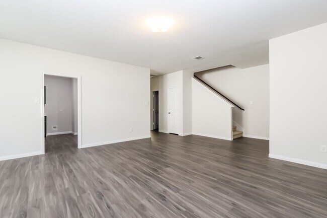 Building Photo - 3619 Spy Glass Hill Dr