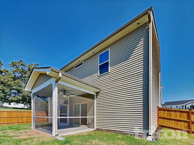 Building Photo - 741 Rolling Creek Cir