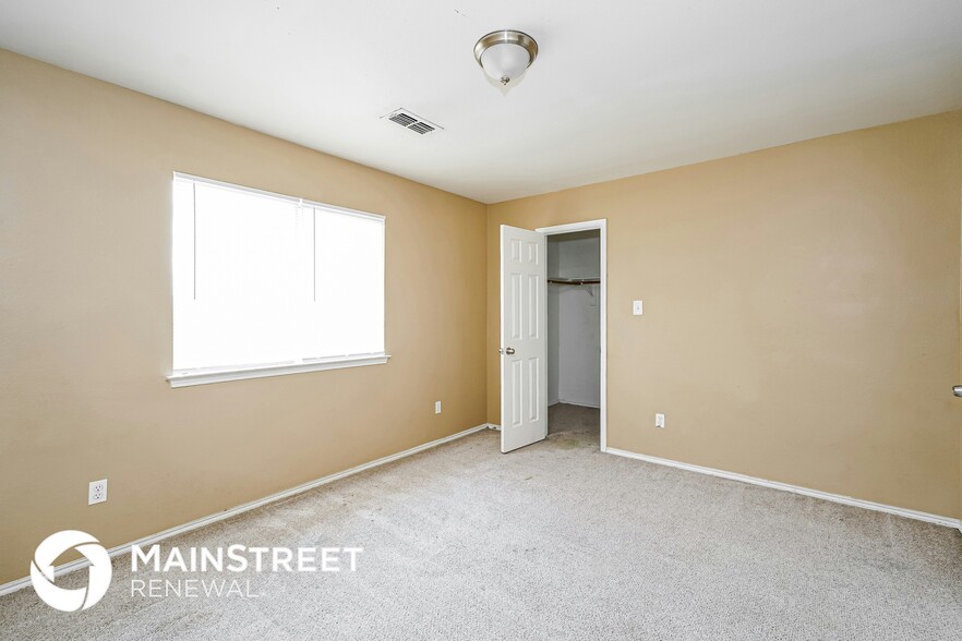 Building Photo - 148 Centennial Pl