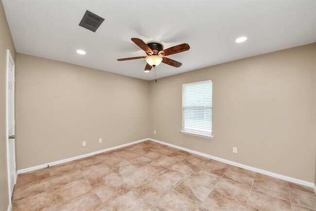 Building Photo - 4106 Falling Trace Ln