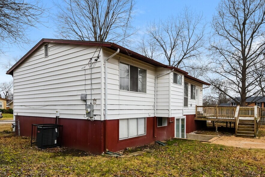 Building Photo - 2315 E Humes Ln