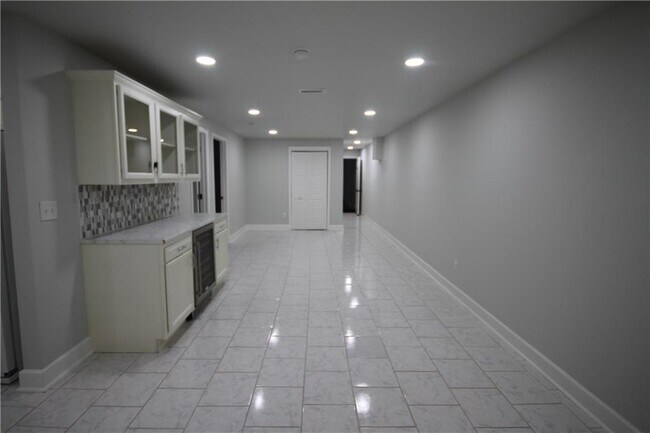 Building Photo - 3212 Topaz Ln SW