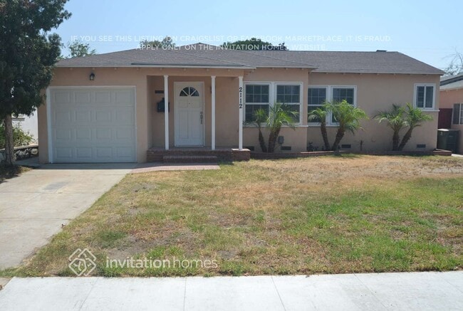 Building Photo - 2112 N Screenland Dr