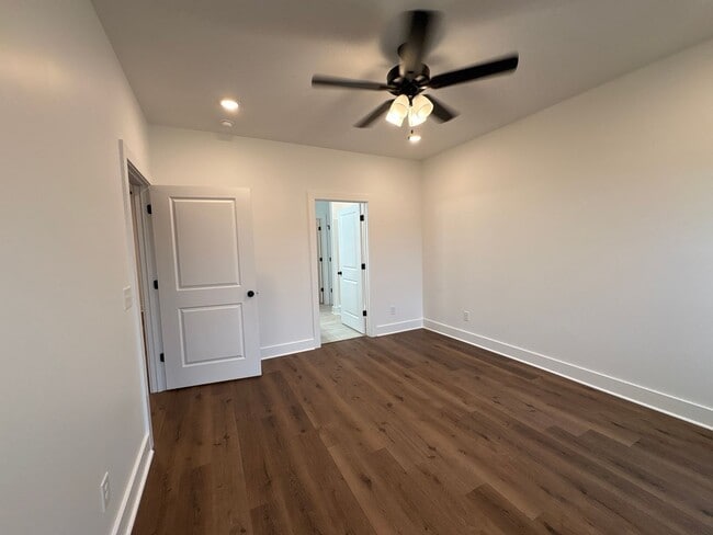 Building Photo - Beautiful New Construction Townhome in She...