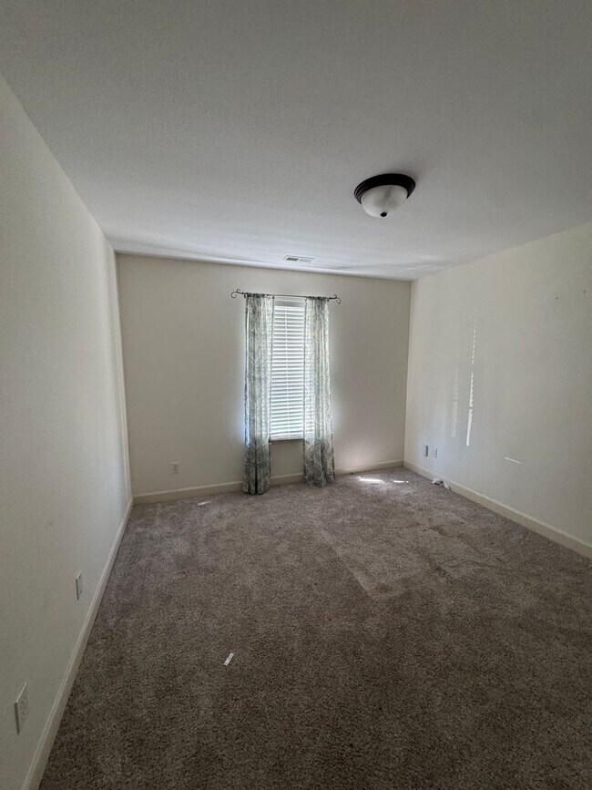 Building Photo - 3511 Tuscany Ridge