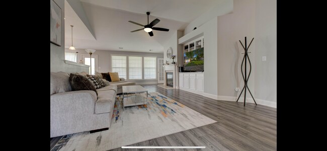 Building Photo - 752 Maidencane Dr