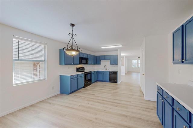 Building Photo - 12850 Vassar Dr