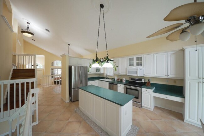 Building Photo - 1395 NW 155th Ln