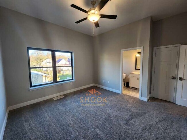 Building Photo - Brownstone Condominiums