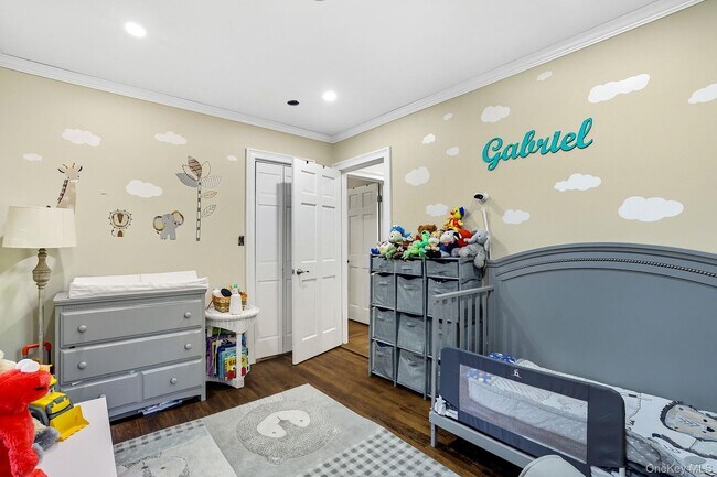 Building Photo - 110 Topland Rd