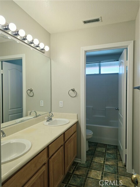 Building Photo - 16144 Bighorn Ct