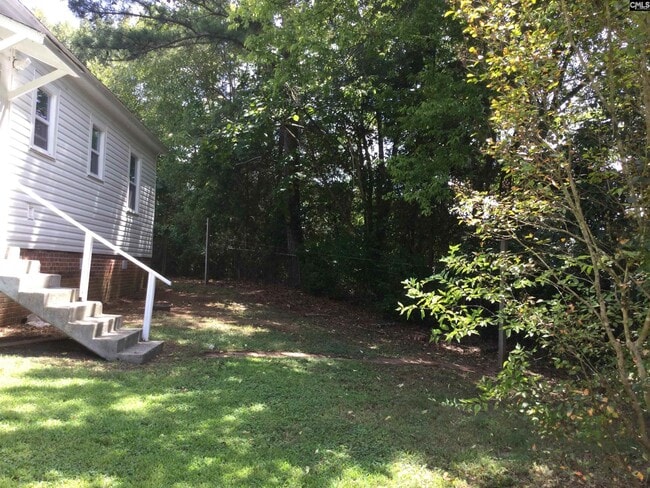 Building Photo - 1398 Williams Estate Dr