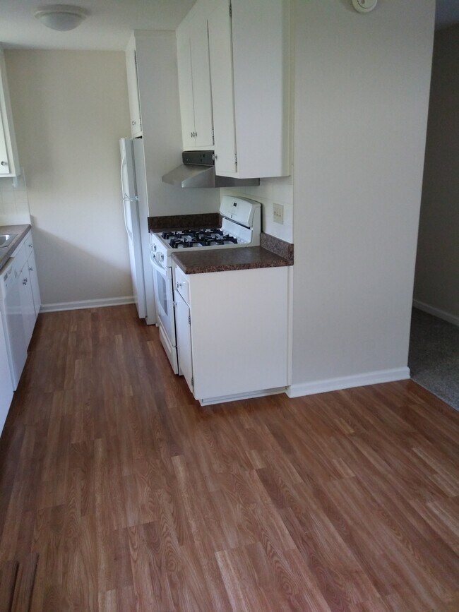 Ming Tree Apartments 115 Sharene Ln Walnut Creek CA 94596 Apartment