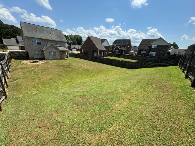 Building Photo - 3BR/2BA Home For Rent