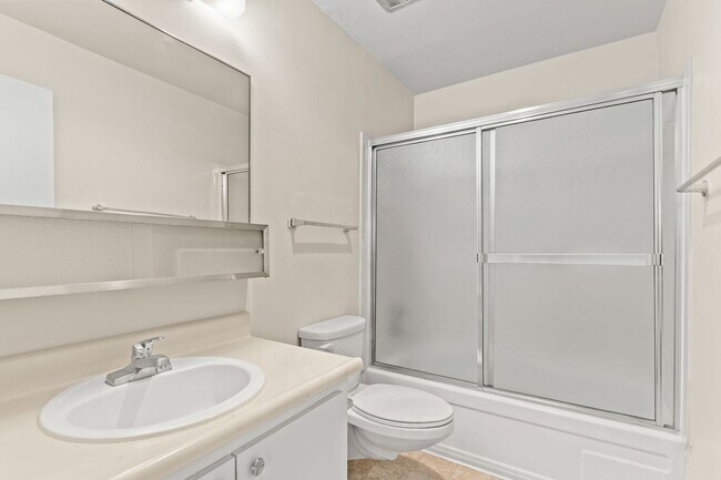 Building Photo - Utilities Included! Hayward Large 2-Bedroom with On-Site Laundry & Parking