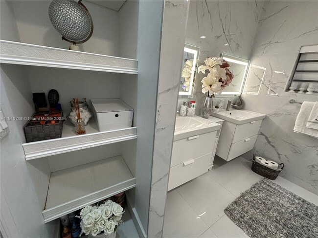 Building Photo - 5259 NW 184th Ln